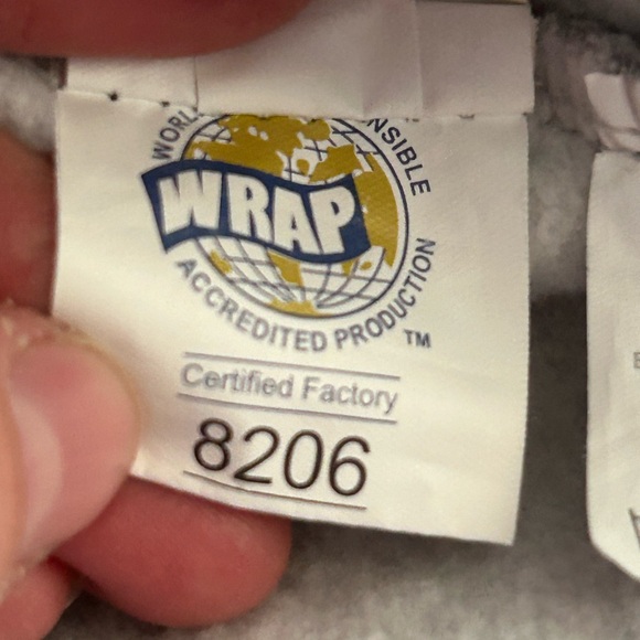 Official London Underground Hoodie with Roundel Logo size S Tube Map in Hood - Picture 9 of 15